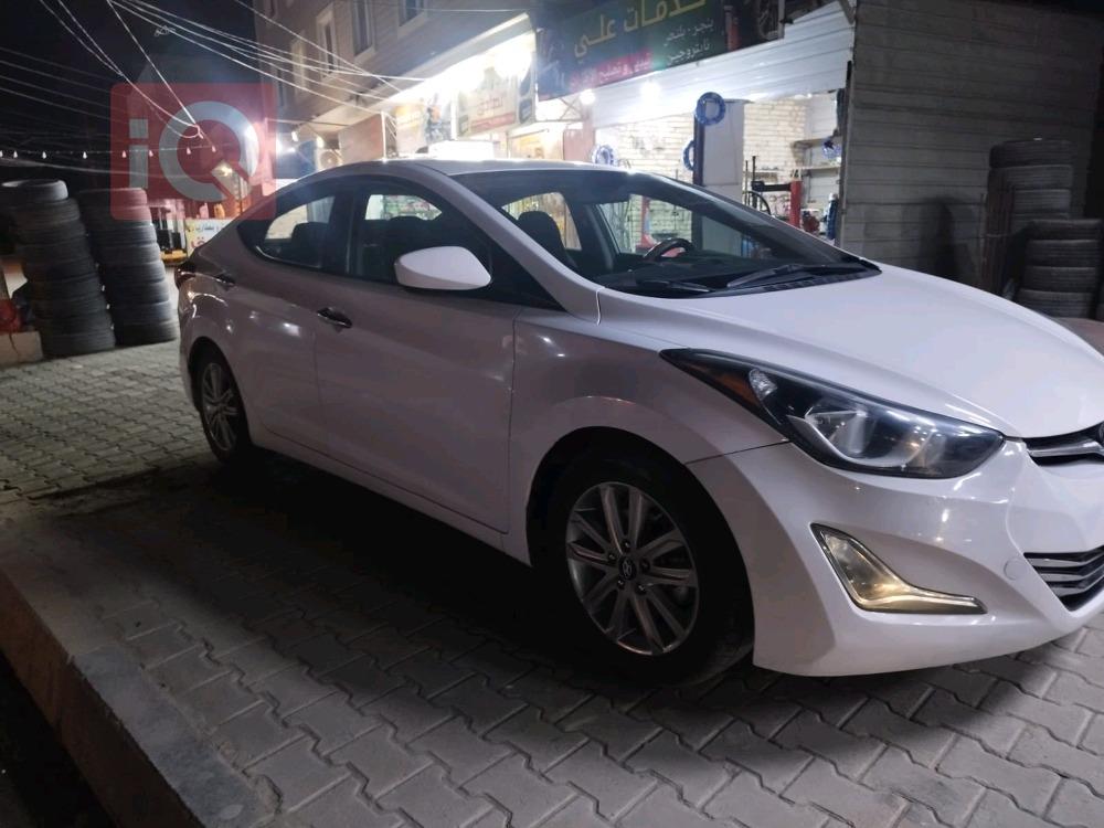 هیوندای ئەلەنترا